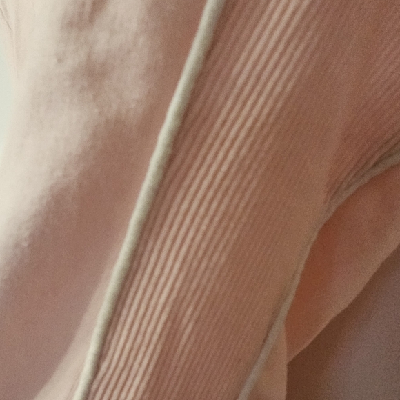 Rogue Pink zipper Jacket Woman's Size Medium in light pink. - Picture 4 of 16